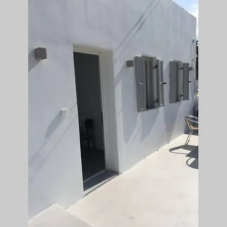 Apartment House Phos *