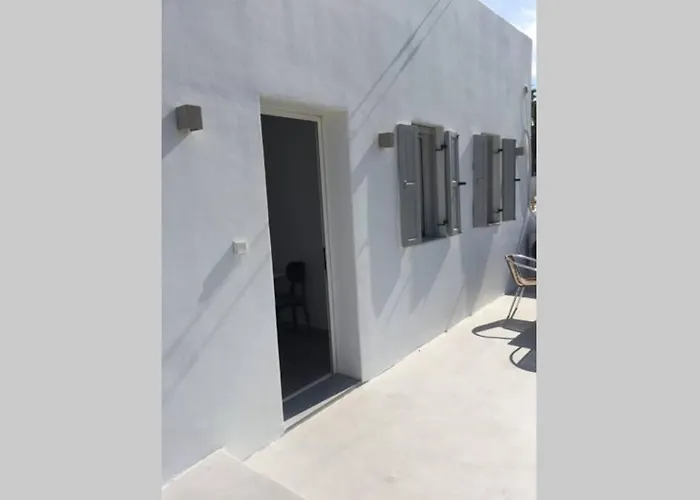 Apartment House Phos *